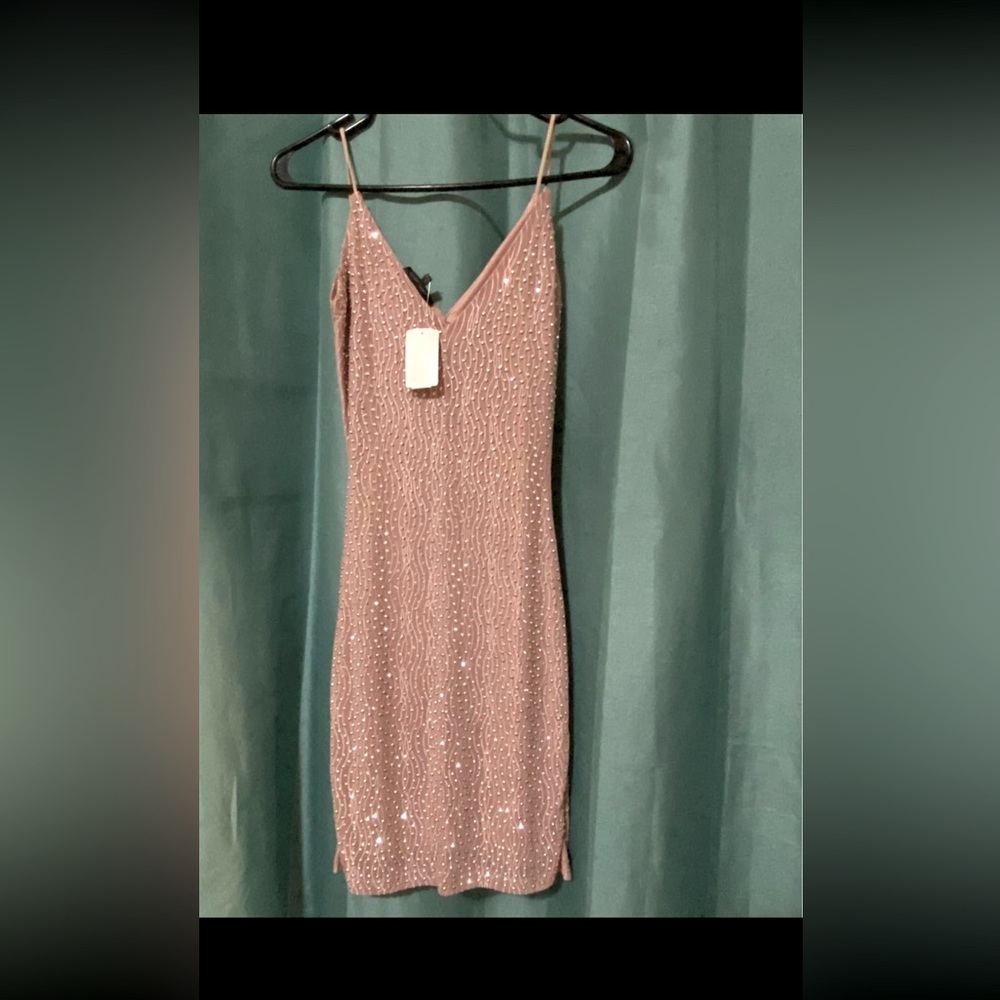Dusty pink, short body con dress